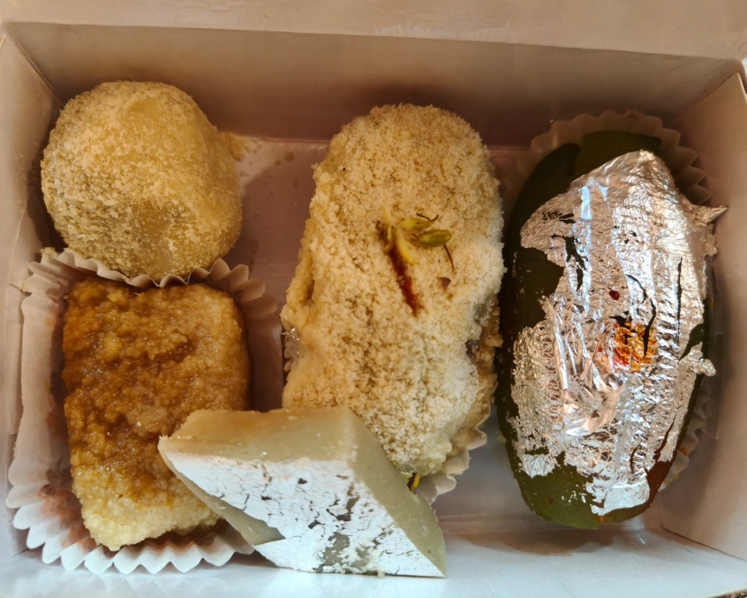 Snacks Box & Refreshment Pack