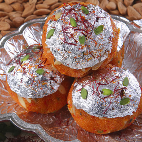Kashmiri Laddoo ( Petha Lachaa)