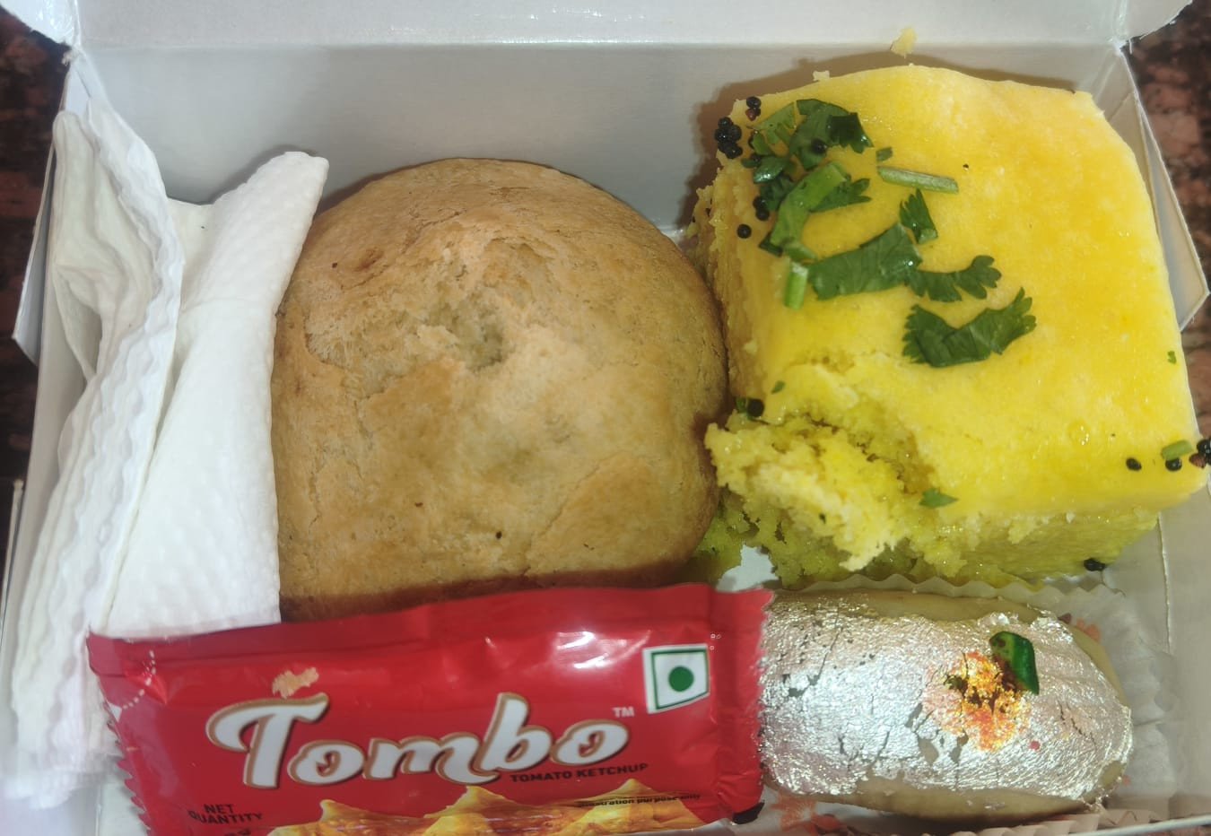 Snacks Box & Refreshment Pack