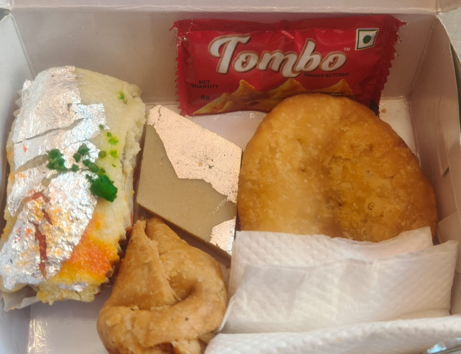 Snacks Box & Refreshment Pack