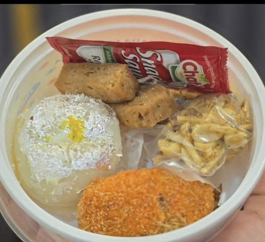 Snacks Box & Refreshment Pack