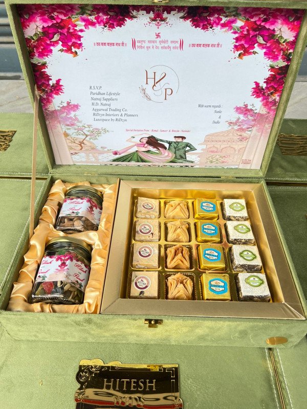 Wedding Return Gift (Invitation Box)