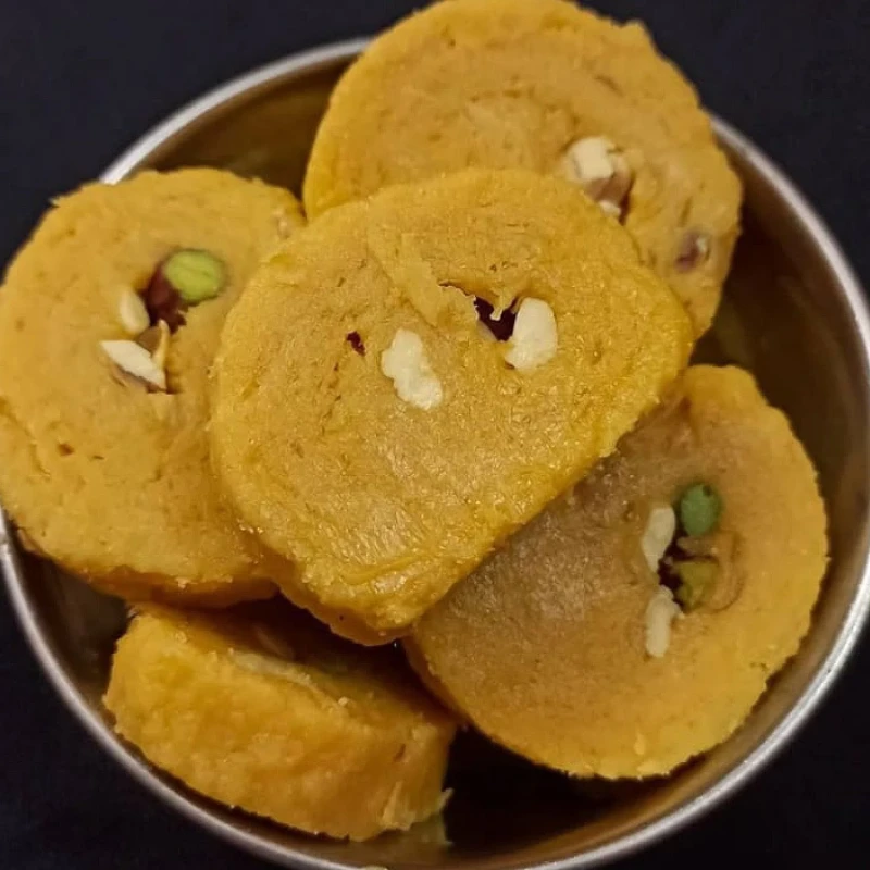 Desi Ghee Soan Papdi