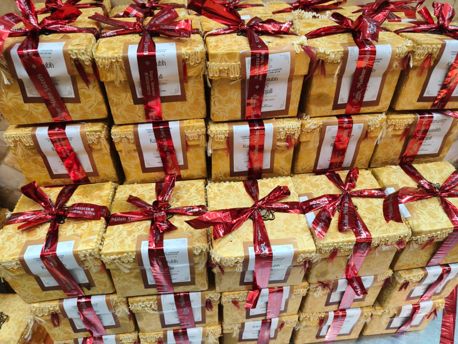 1 Piece Ladduu Gift Box