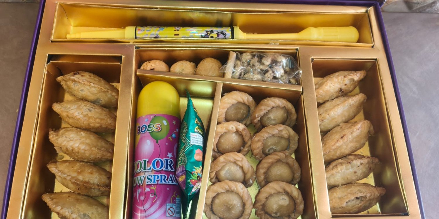 Holi Special Premium Box